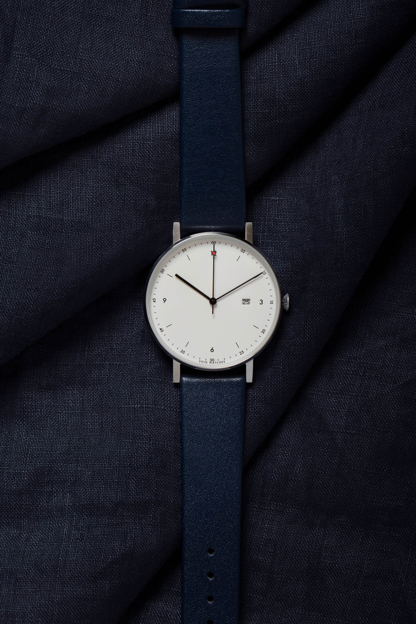 The VOID Watches's GQ60-PKG01 with a royal blue leather strap for GQ's 60th Anniversary. GQ60 x Bloomingdales.