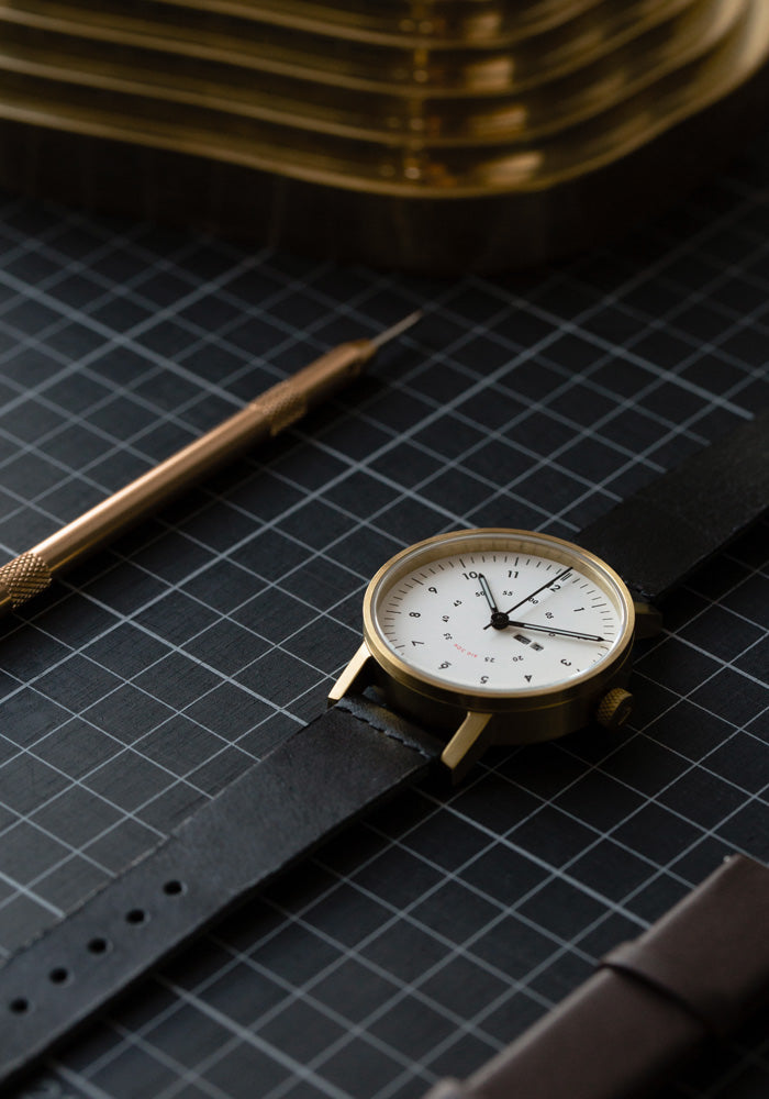 The Limited Edition V03W-365 Set by VOID Watches includes a spare strap and a changing tool.